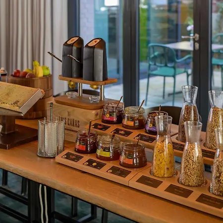 호텔 Novotel 4*